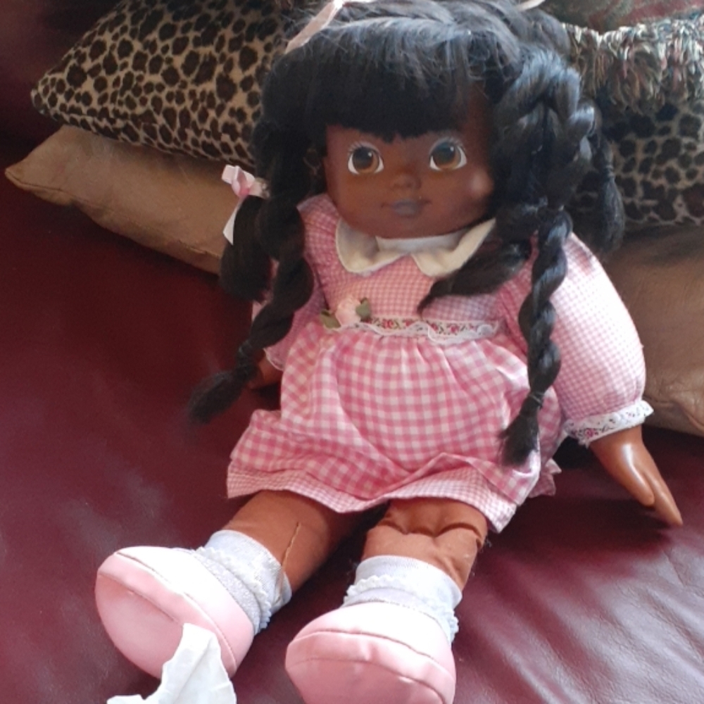 Dolls - Picture 2 of 4